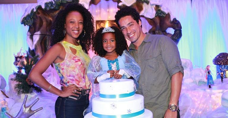 Negra Li comemora o aniversário da filha - Cláudio Augusto / Photo Rio News
