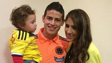 James Rodriguez com a filha, Salomé, e a mulher, Daniela Ospina - Instagram/Reprodução