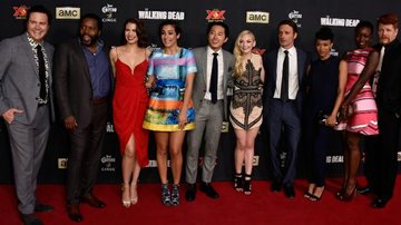 Atores de The Walking Dead participam de lançamento da quinta temporada - Getty Images