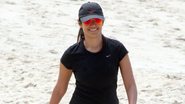 Patrícia Poeta se exercita na praia do Leblon - J.Humberto / AgNews