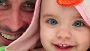 Henri Castelli paparica a filha, Maria Eduarda - Instagram/Reprodução