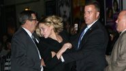 Jennifer Lawrence foge de fãs em NY - Splash News/AKM-GSI