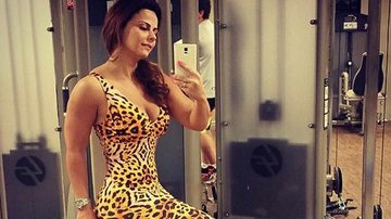 Viviane Araújo malha com macacão de oncinha e mostra foto no Instagram - Reprodução Instagram