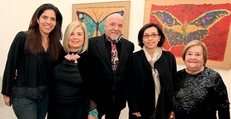 O casal Christina e Paulo entre Leticia, a cônsulgeral do Brasil em Genebra, Maria Nazareth Farani Azevêdo, e Paula Oiticica, mãe da artista. - ALVARO TEIXEIRA