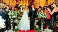 A suntuosa Igreja Nossa Senhora do Brasil, no coração de São Paulo, ganha refinado décor  com rosas champanhe  e brancas, para a boda  da estrela e do cantor. - JOÃO PASSOS/BRASIL FOTOPRESS