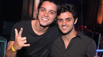 Rodrigo e Felipe Simas - Ari Kaye / Divulgação