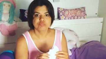 Sem maquiagem, Mara Maravilha canta hit da tapioca na cama - Instagram/Reprodução