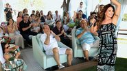Empolgado com a apresentação, Renato Aragão assobia para Elba e ganha os parabéns pelo  aniversário de 80 anos. - CESAR ALVES, EDUARDO ALMEIDA E REGINALDO TEIXEIRA