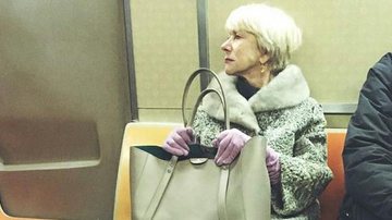 Helen Mirren no metrô em Nova York - Instagram/Reprodução