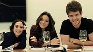 Maurício Destri com Bruna Marquezine e Tatá Werneck em leitura para a novela - Instagram/Reprodução