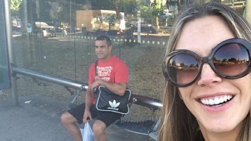 Joana Prado e Vitor Belfort pegam ônibus lotado para trabalhar - Instagram/Reprodução