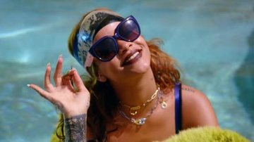 Rihanna aposta em nudez em clipe - Reprodução