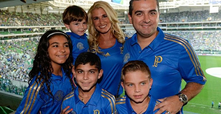 Buddy Valastro e a família - Francisco Cepeda/AGNews-SP