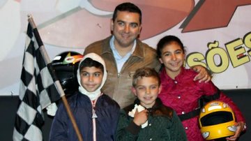 Buddy Valastro, o Cake Boss, com os filhos Sophia, Buddy Jr. e Marco - Rojas Comunicação/Divulgação