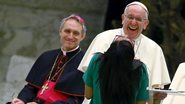 Papa Francisco recebe jovens brasileiros do Movimento Eucarístico Jovem no Vaticano - Reuters