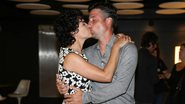 Ana Paula Arósio ganha beijo do marido em coletiva de novo filme - Manuela Scarpa / PhotoRioNews