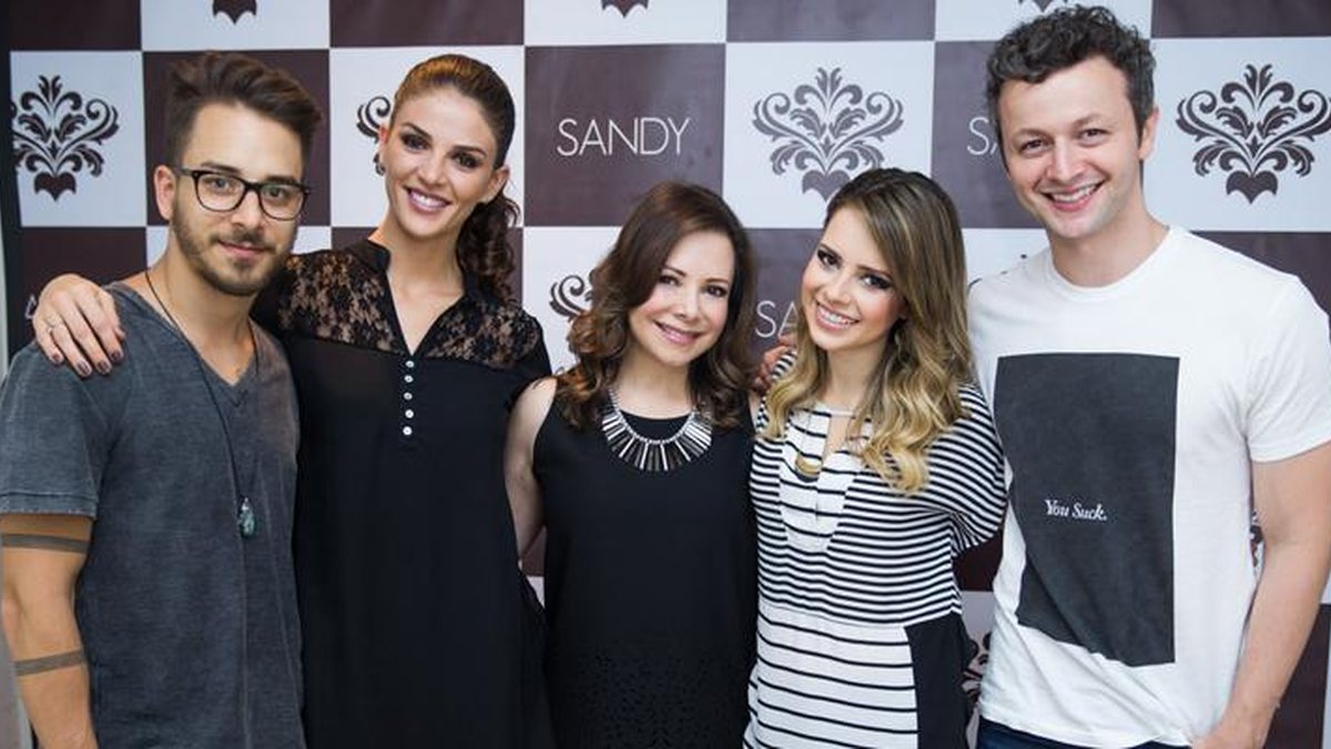 Sandy e Família Lima participa de show beneficente da “Turnê