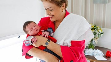 Dilma Rousseff e o neto, Guilherme - Reprodução / Facebook