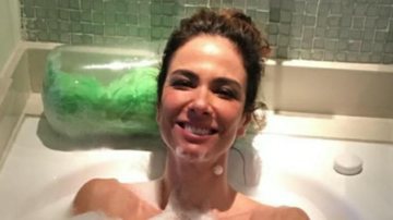 Luciana Gimenez relaxa em banheira de espuma - Instagram/Reprodução