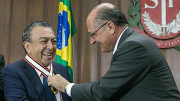 Mauricio de Sousa recebe medalha Mário de Andrade - Gilberto
