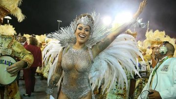 À frente da bateria da Unidos de Vila Maria, Dani Bolina brilha no carnaval - Manuela Scarpa e Amauri Nehn/Brazil News