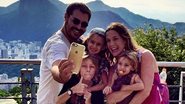 Vanessa Lóes e Thiago Lacerda com os filhos Gael, Cora e Pilar - Instagram/Reprodução