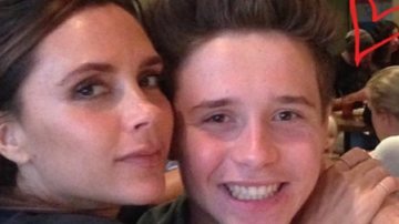 Victoria Beckham e o filho, Brooklyn - Instagram/Reprodução