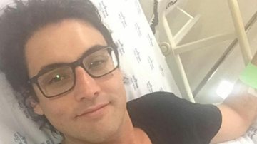 Bruno De Luca posta selfie no hospital - Reprodução/Instagram