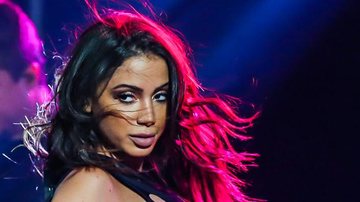 Anitta sensualiza em show após preenchimento labial - Manuela Scarpa/Brazil News