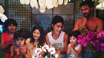 Juliana Paes comemora aniversário com a família - Reprodução/Instagram