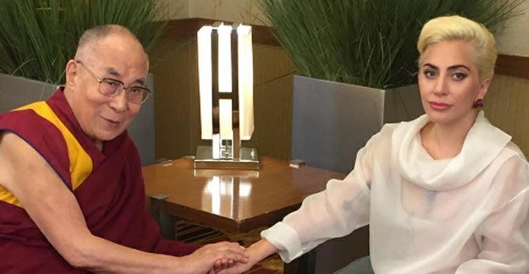 Lady Gaga e Dalai Lama - Reprodução/ Instagram