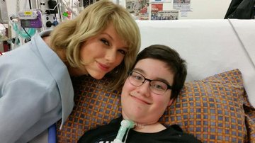 Taylor Swift visita crianças em hospital na Austrália - Reprodução / Facebook