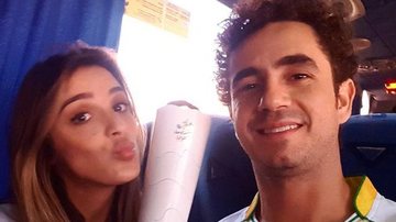 Rafa Brites e Felipe Andreoli conduzem a tocha olímpica - Reprodução/ Instagram
