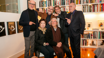 Sentada ao lado de Juca de Oliveira, Beatriz é saudada por Marcos Caruso,Odilon Wagner, Herson Capri e José Possi Neto - Divulgação