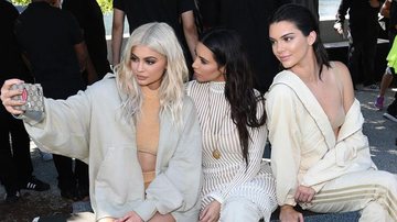 Kim Kardashian e as irmãs, Kendall e Kylie Jenner - Getty Images
