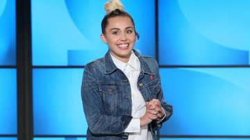 Ellen DeGeneres fica doente e Miley Cyrus apresenta programa no seu lugar - Reprodução