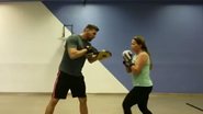 Zilu Camargo faz aulas de boxe: 'Vamos com tudo' - Reprodução Instagram