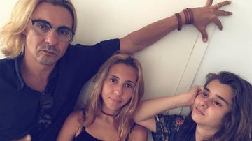 André Gonçalves com Manuela e Pedro - Reprodução/ Instagram