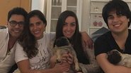 Zezé Di Camargo com os filhos Camilla e Igor e a nora, Amabylle - Instagram/Reprodução