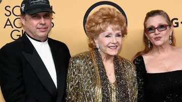 Todd Fisher, Debbie Reynolds e Carrie Fisher - Getty Images