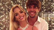 Kaká posa ao lado da nova namorada, Carolina Dias - Reprodução Instagram