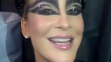 Claudia Leitte vira Cisne Negro para baile de pré-carnaval - Reprodução Instagram