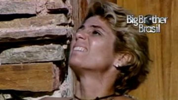 Ex-BBB Cida aparece repaginada e faz pole dance na TV - Reprodução TV Globo