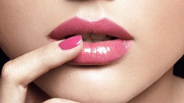 como ter os lábios rejuvenescidos sem plásticas - Shutterstock
