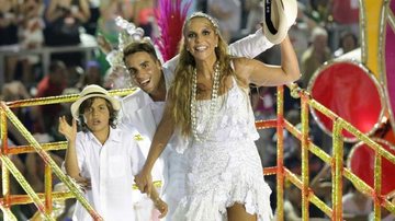 Ivete Sangalo com o filho, Marcelo, e o  marido, Daniel Cady - AgNews