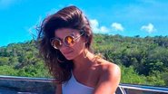 No feriadão, Paula Fernandes posa em lancha - Reprodução Instagram