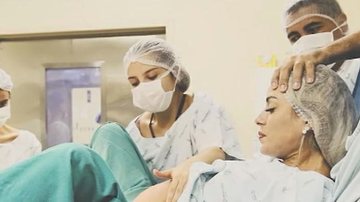 Letícia Santiago mostra vídeo do parto e fala do nascimento de Miguel - Reprodução/ Instagram