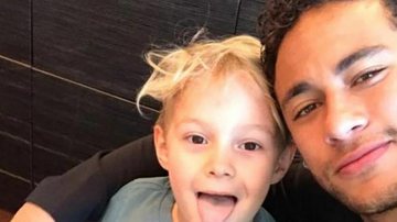 Neymar Jr. mostra cartinha que ganhou do filho, Davi Lucca - Reprodução Instagram
