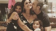Flávia Alessandra com Otaviano Costa e as filhas, Giulia e Olivia - Reprodução / Instagram