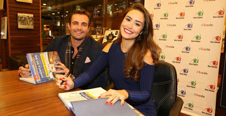 Max Fercondini e Amanda Richter recebem vips em noite de autógrafos - Marcos Ferreira / Brazil News